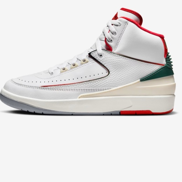 Jordan White and Red Sneakers Classic Basketball Design - Picture 5 of 6